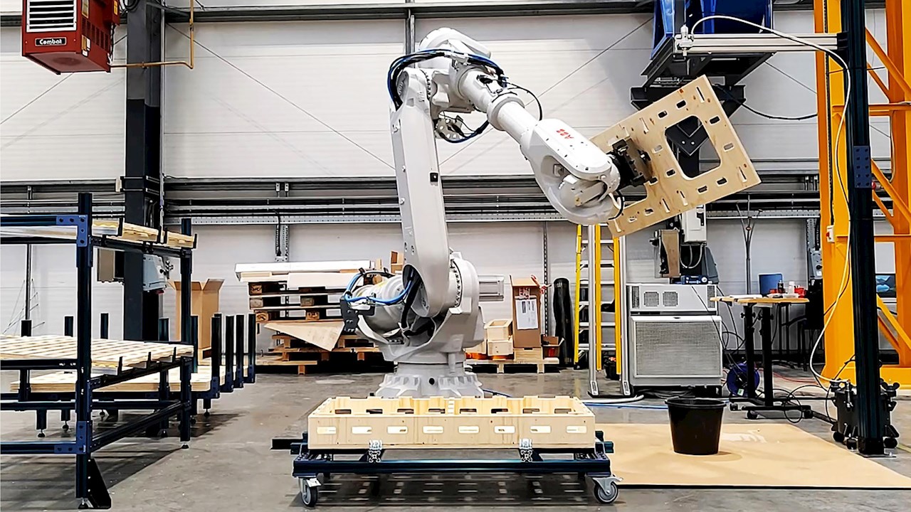 AUAR is focused on developing a global ecosystem of automated micro-factories for sustainable and affordable timber-made housing