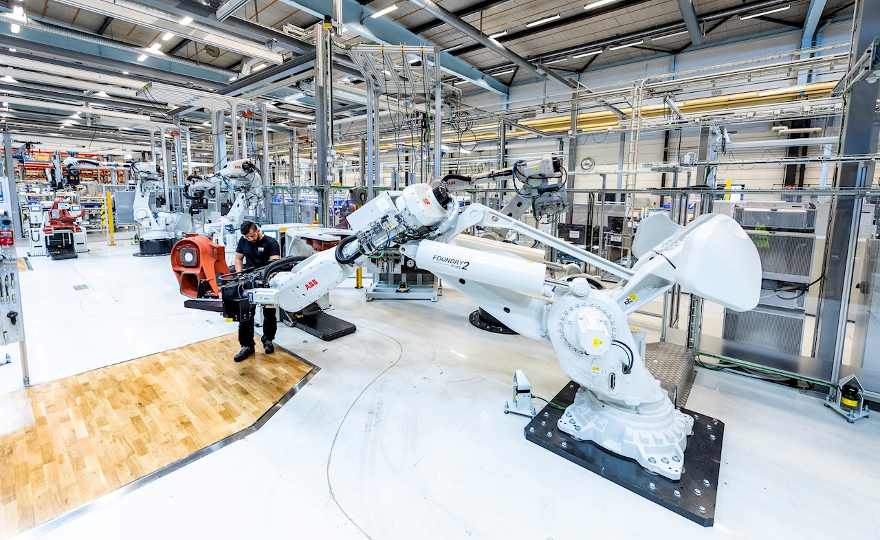 Technician working with a Foundry 2 robot