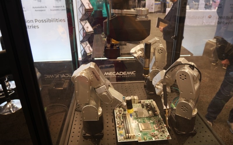 Robots from Mecademic