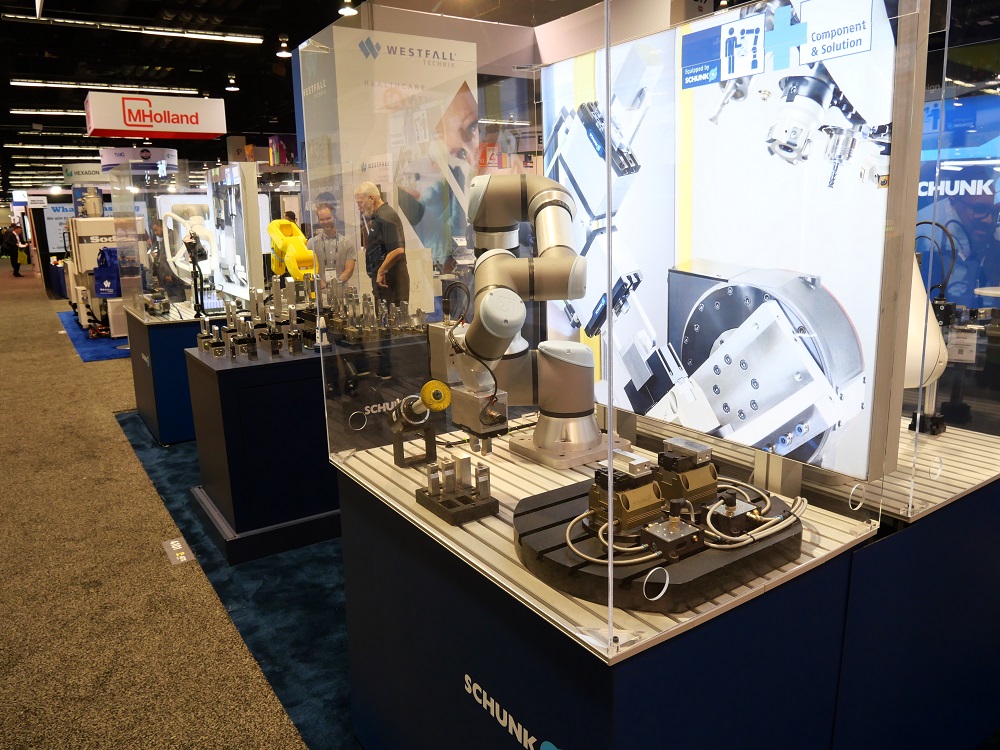 Array of SCHUNK grippers