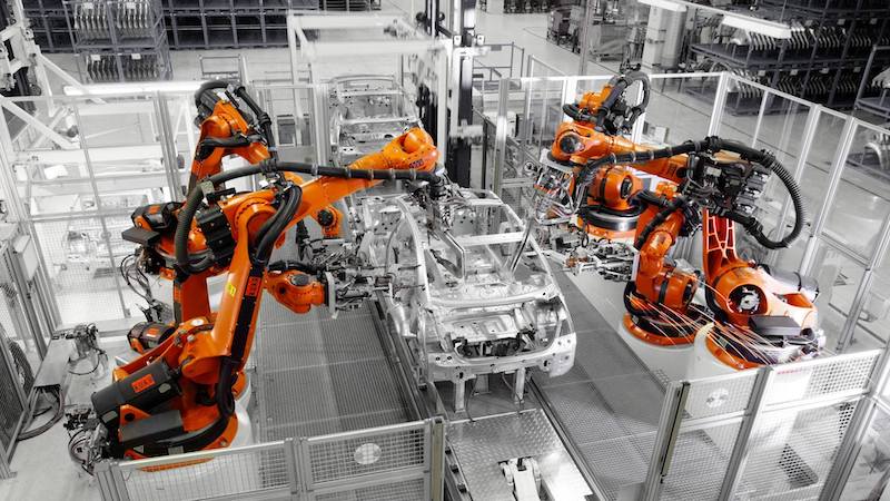 articulated arm robot, fixed-location robot, stationary robot, industrial robot