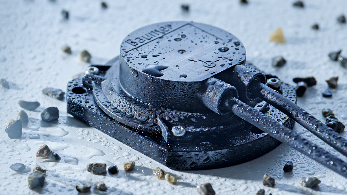 Baumer’s GIM600R inclination sensor for use on mobile machinery in harsh environments