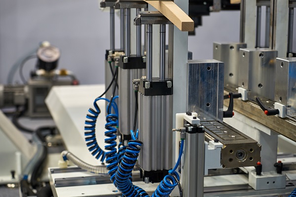 Pneumatic cylinders in action