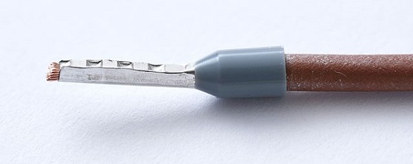 Ferrule on the end of a wire