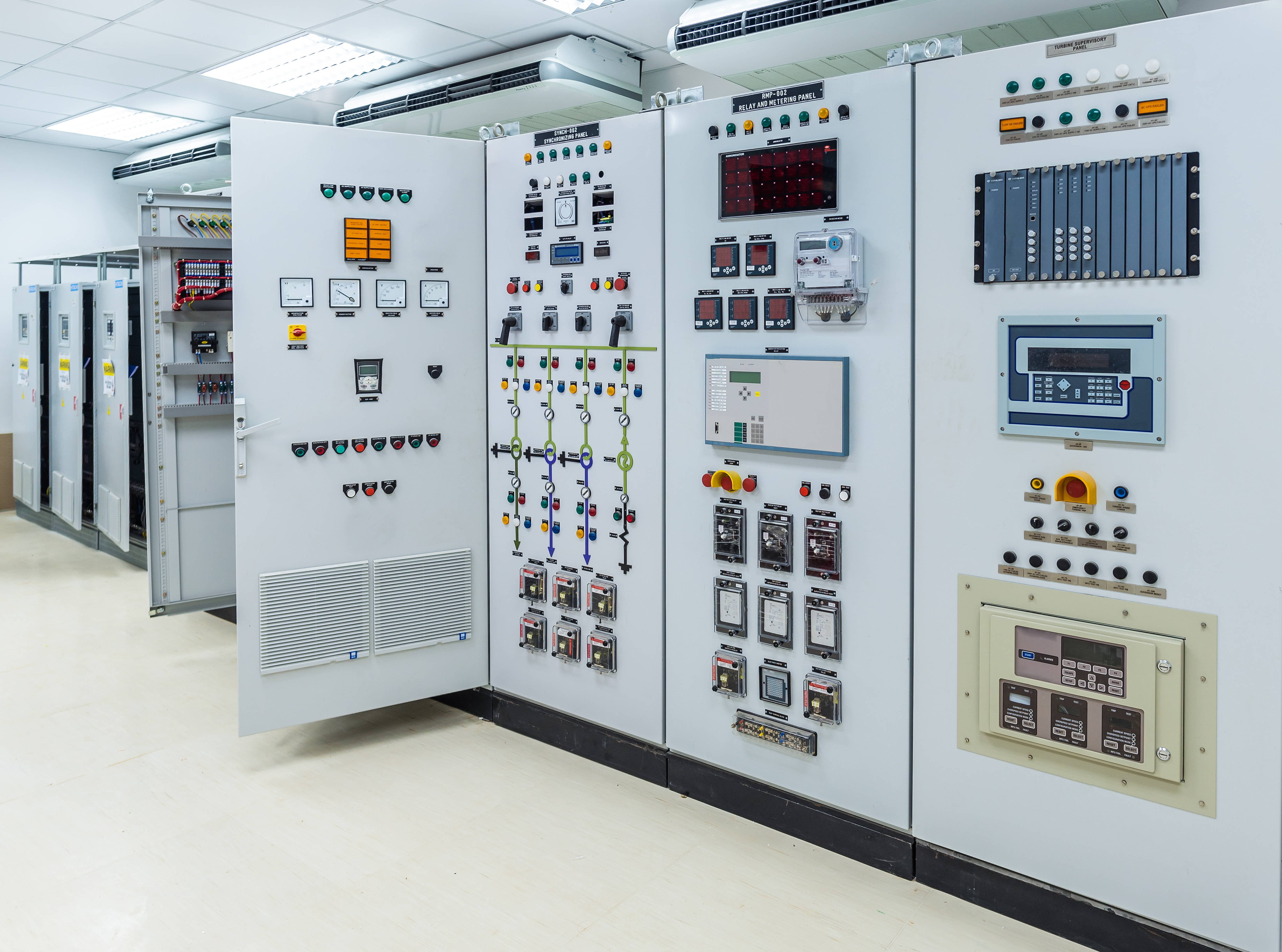 panel design to mitigate emi