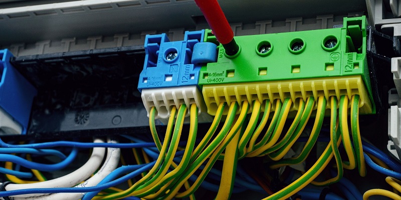 Current leakage from power supplies