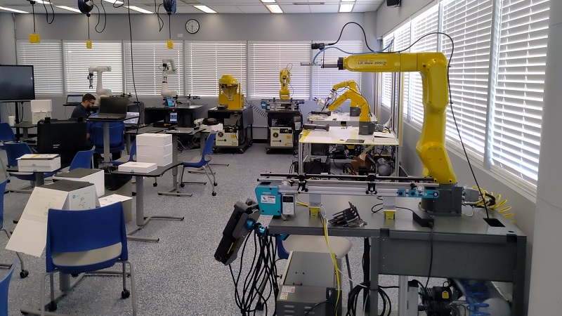 Students interested in Fanuc’s automation scholarship can begin applying November 1 of this year
