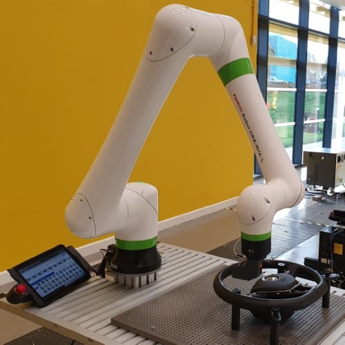 The Vectro2 solution is part of Fanuc approved devices for the company's CRX cobots