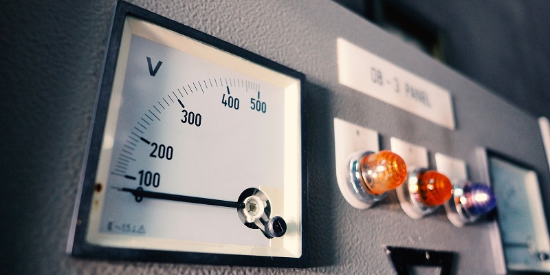 voltage measurement is key to understanding running status of machine's present and future health