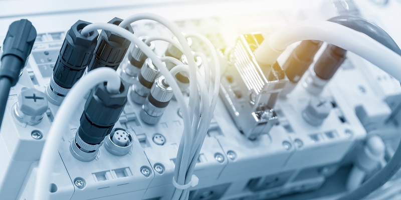 Industrial automation connectors