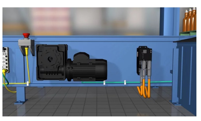 Compact and ready-to-mount, ArmorKinetix servo drives are perfect for those thinking outside the cabinet. 