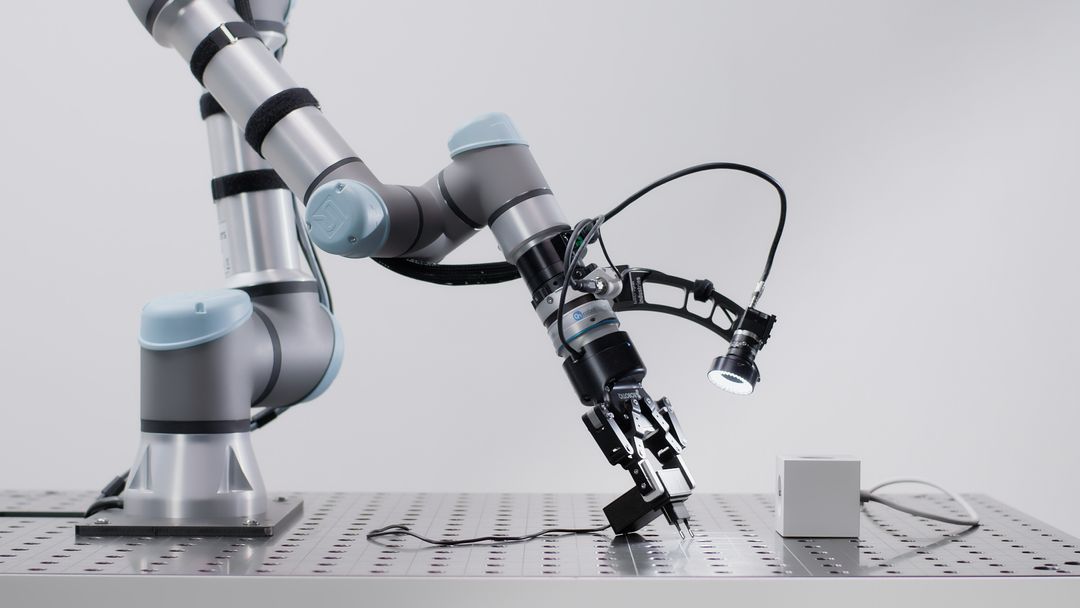 MIRAI 2’s newest features focus on scalable automation, quickly training multiple robots.