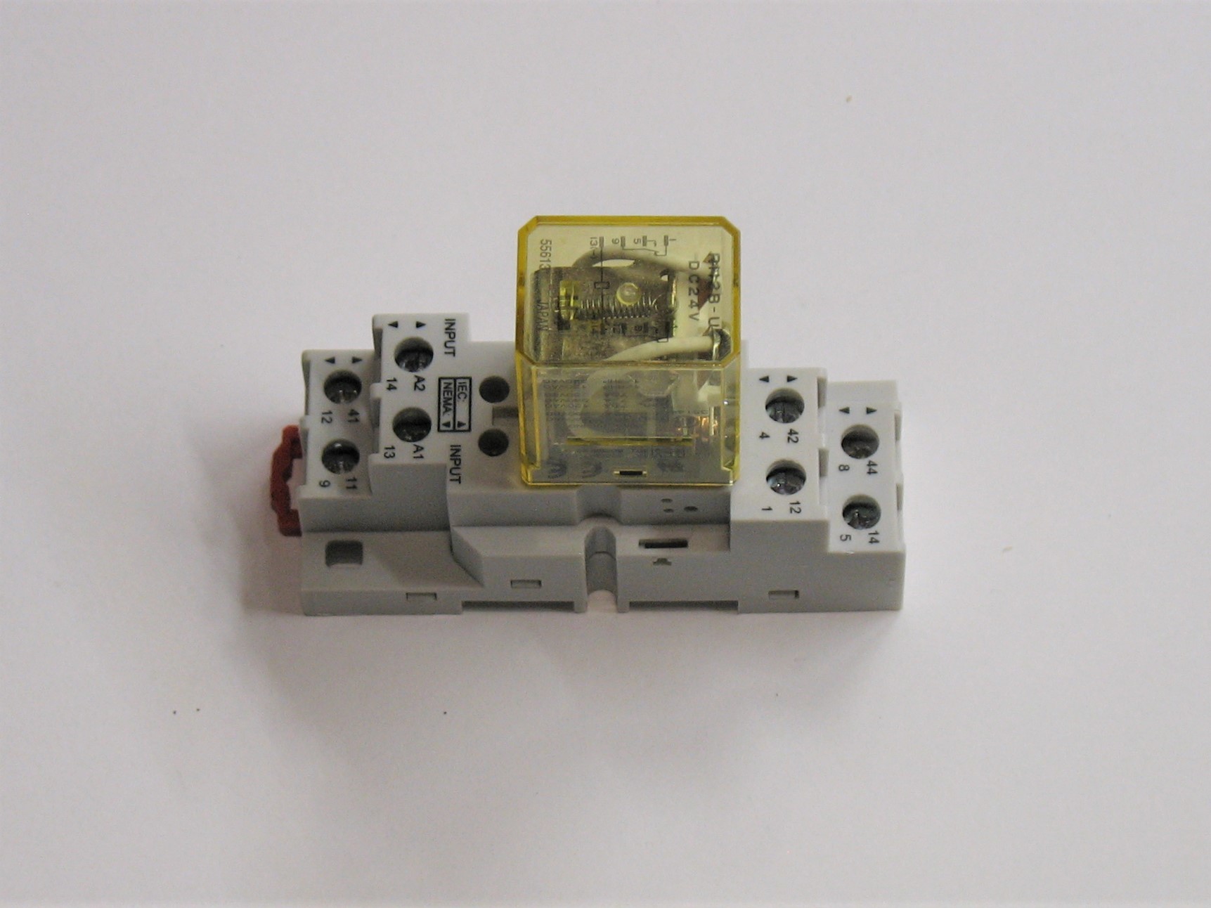 a dpdt relay set in a DIN Rail mounting socket