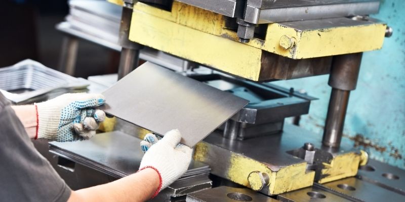 Metal press