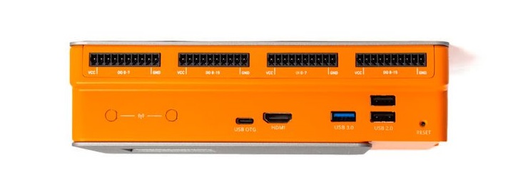 Factor 2020 with 16x digital inputs and 16x digital outputs