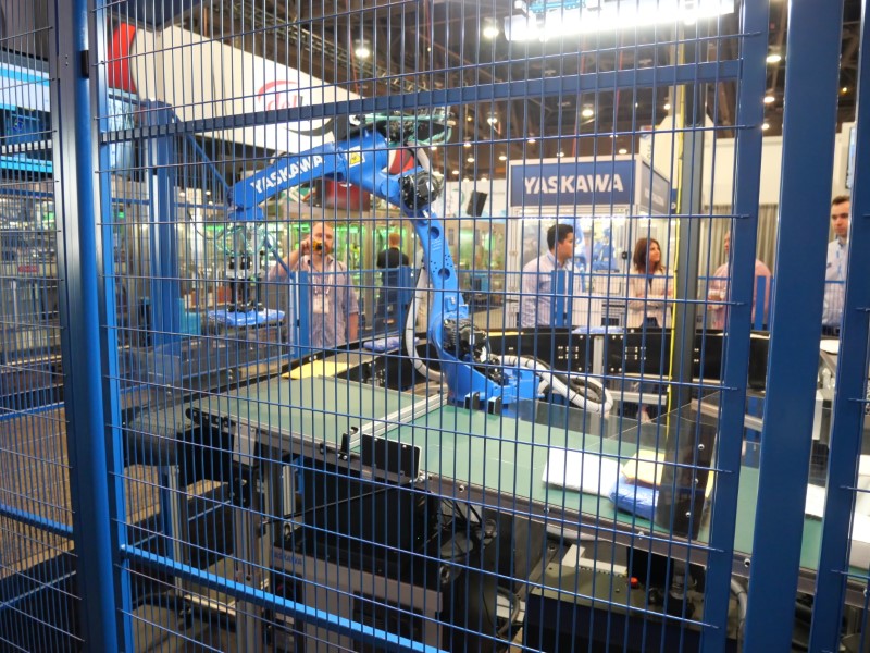 Yaskawa robot