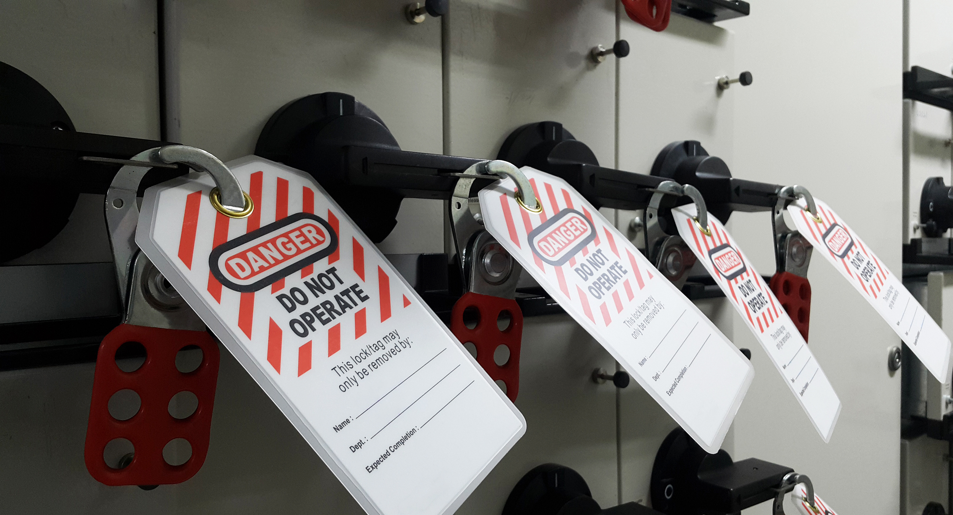 lock out tag out loto method for machine maintenance safety