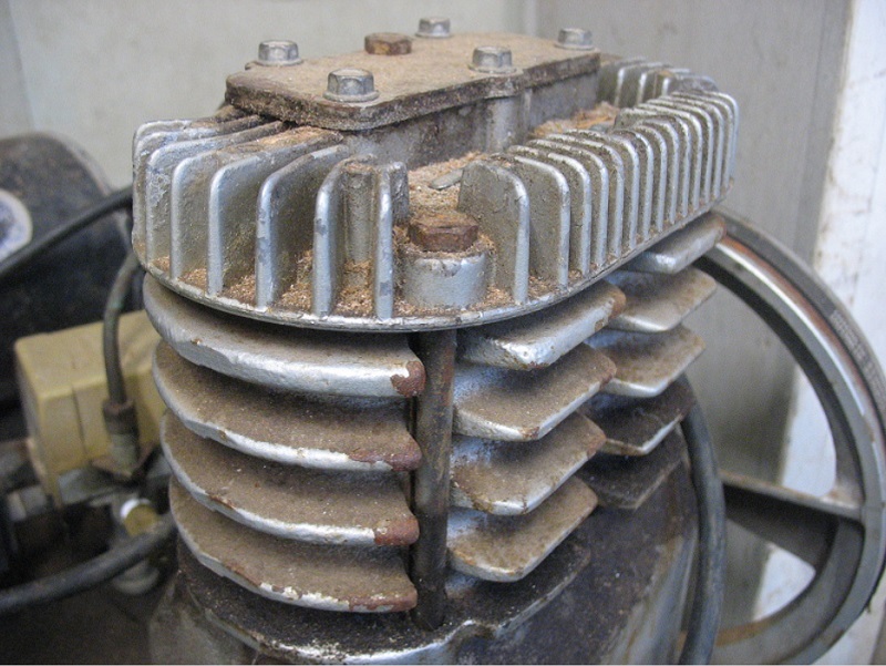 Air compressor