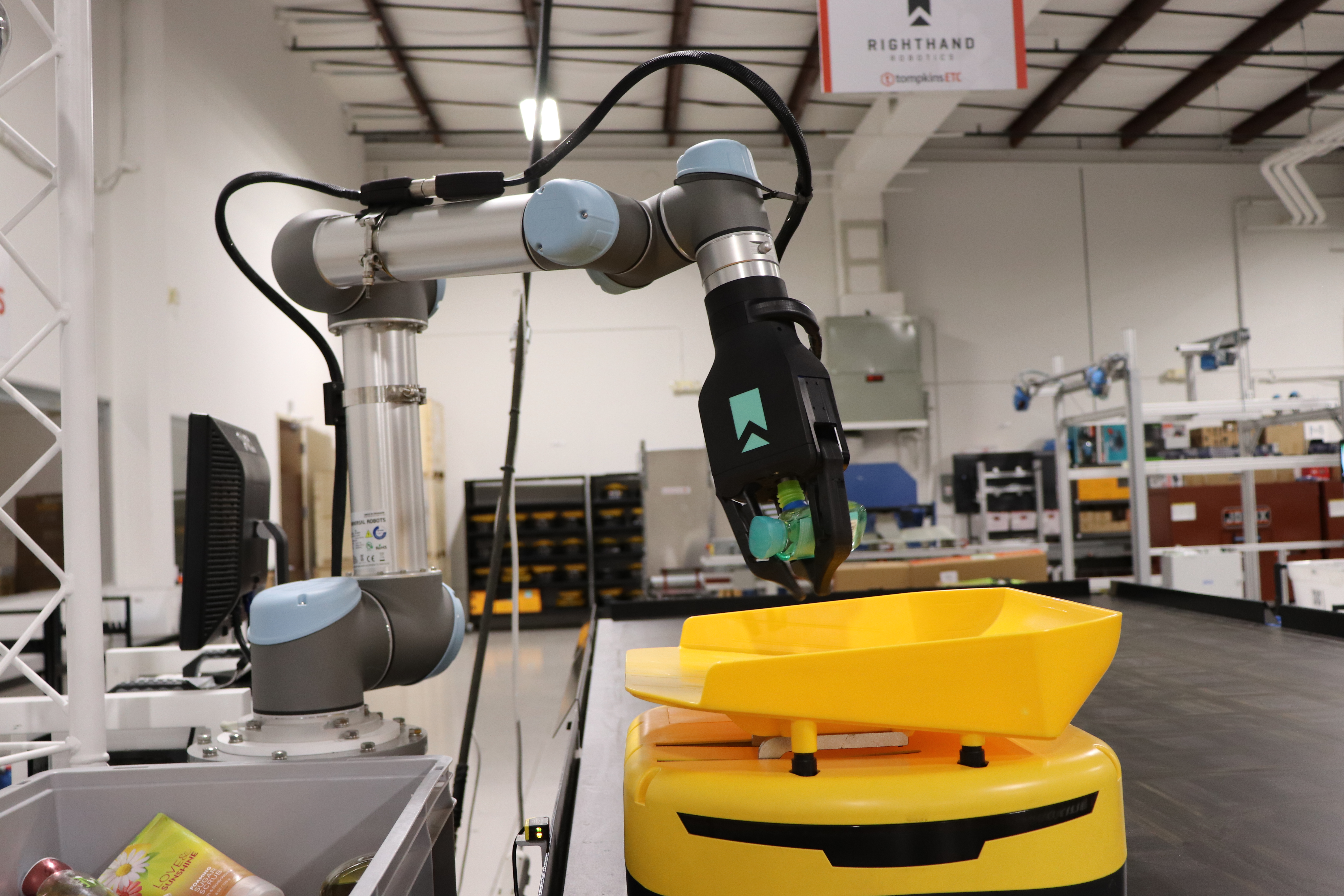 The RightPick 4 system is RightHand Robotics' latest autonomous robot-picking solution