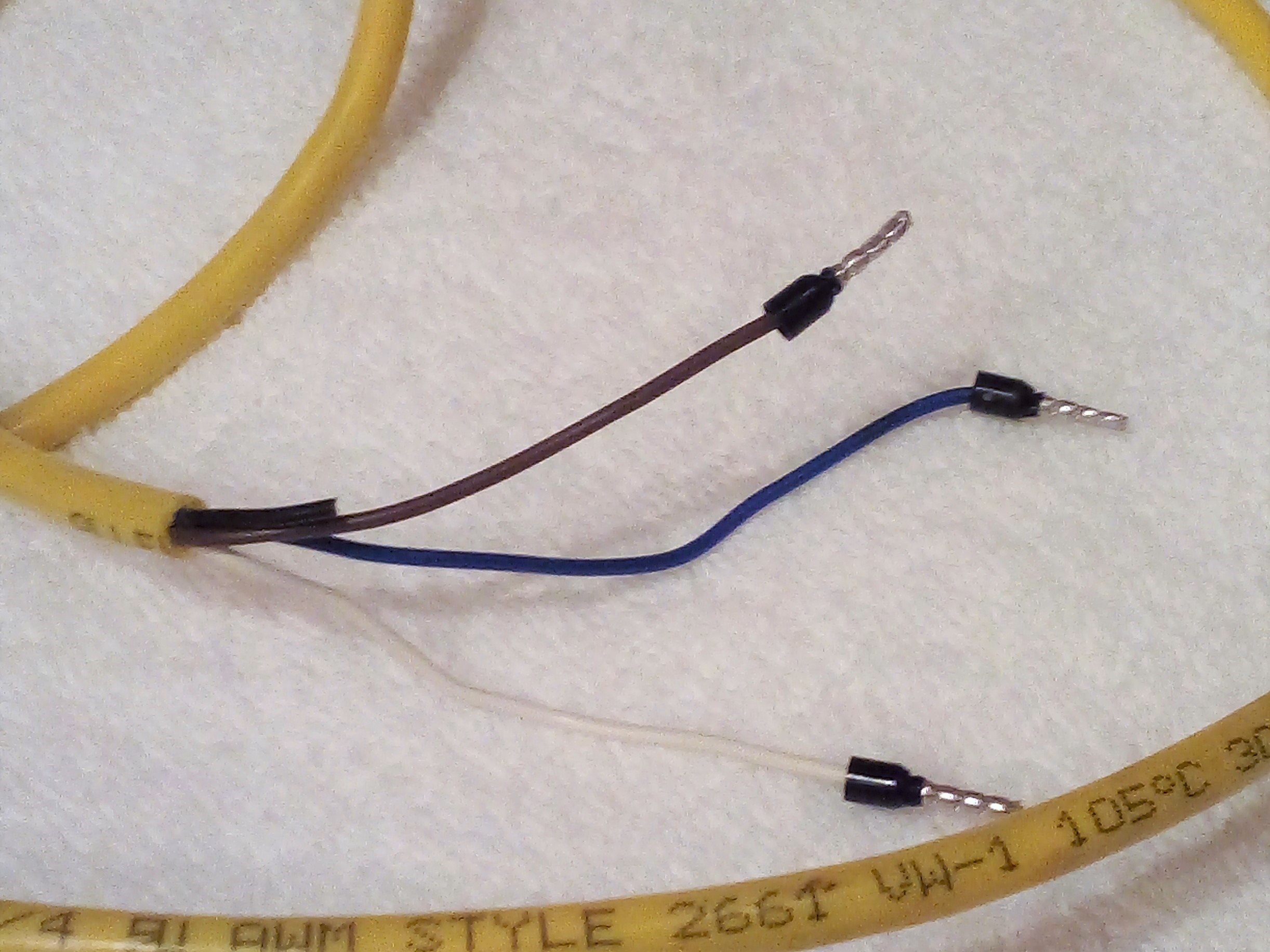 the connection end of a wire