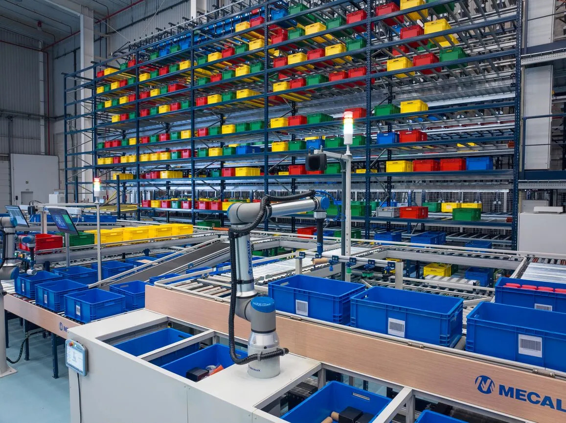 Siemens, Universal Robots, and Zivid have combined their technologies to create an intralogistics fulfillment solution
