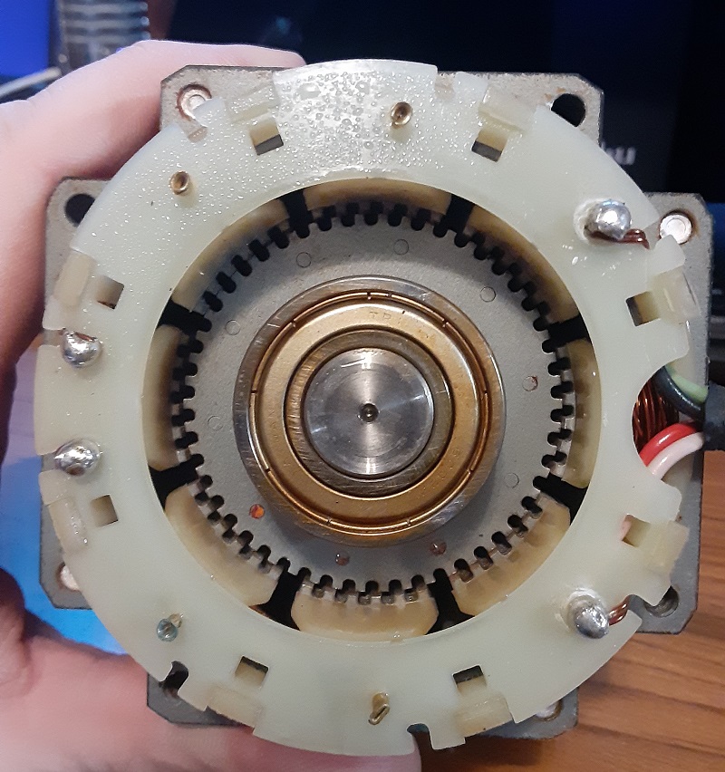 A stepping motor never has perfect alignment between the poles of the rotor and stator