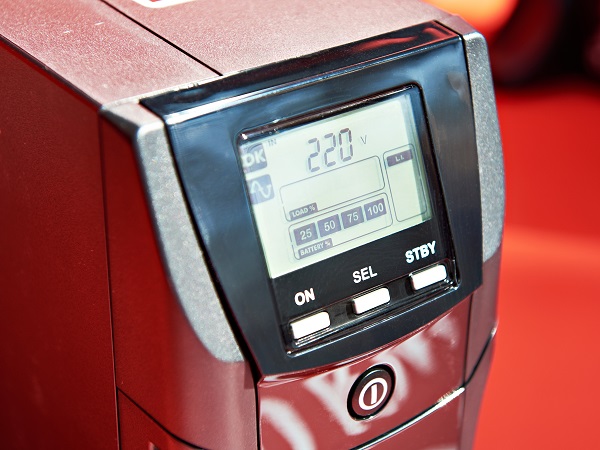 UPS with digital screen