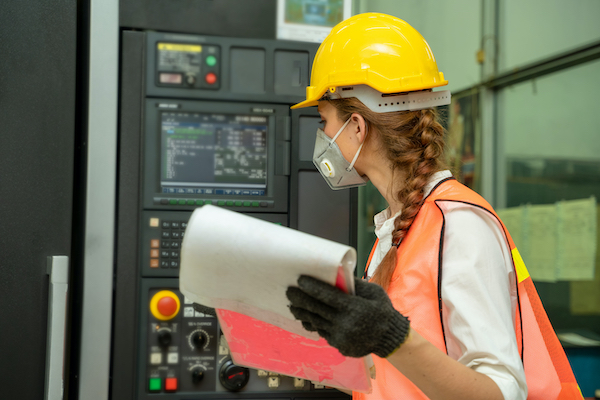 For a successful URS, gather information from the workers who will use the equipment on a daily basis.