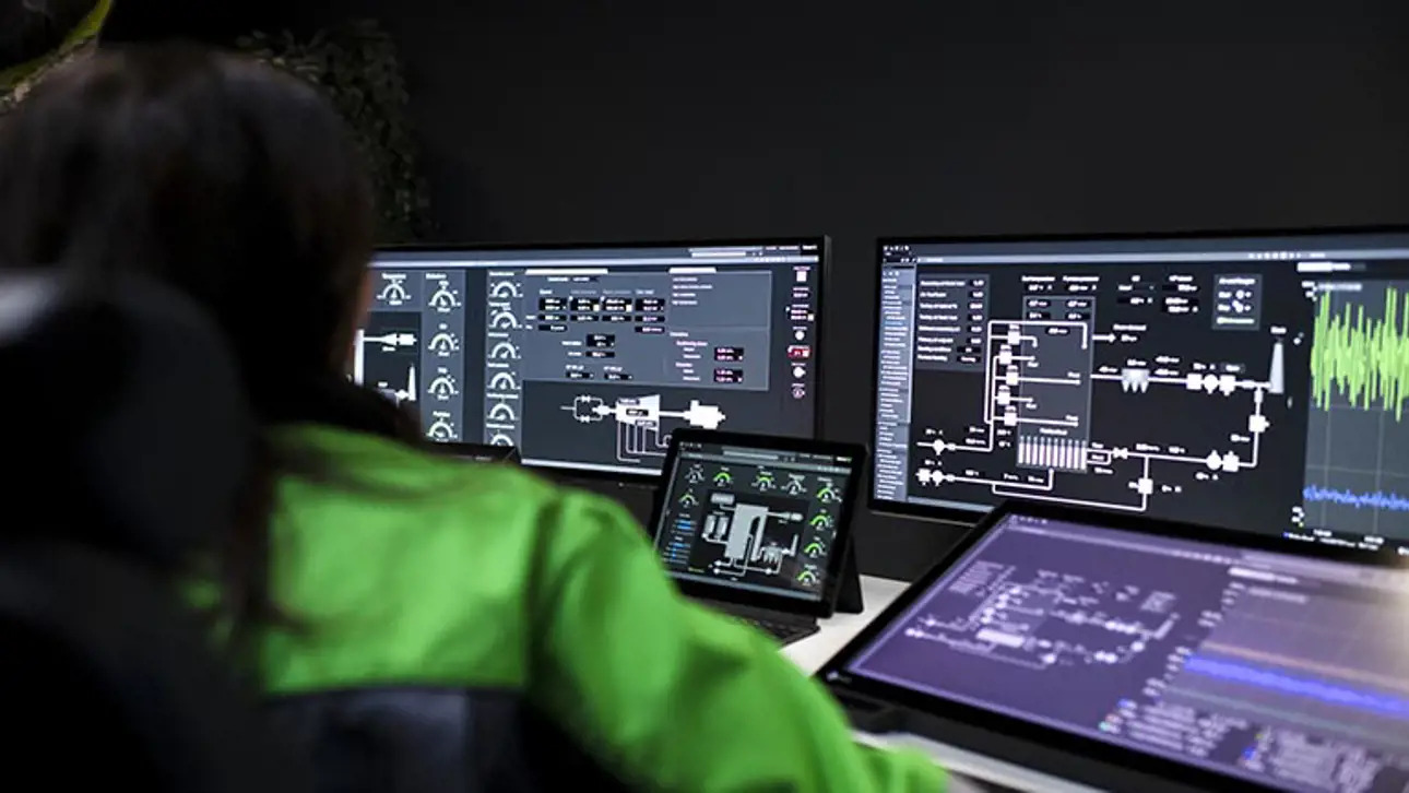 Improving process control for automated systems can help save resources, reduce emissions, improve operational efficiency, enhance productivity, and boost profits