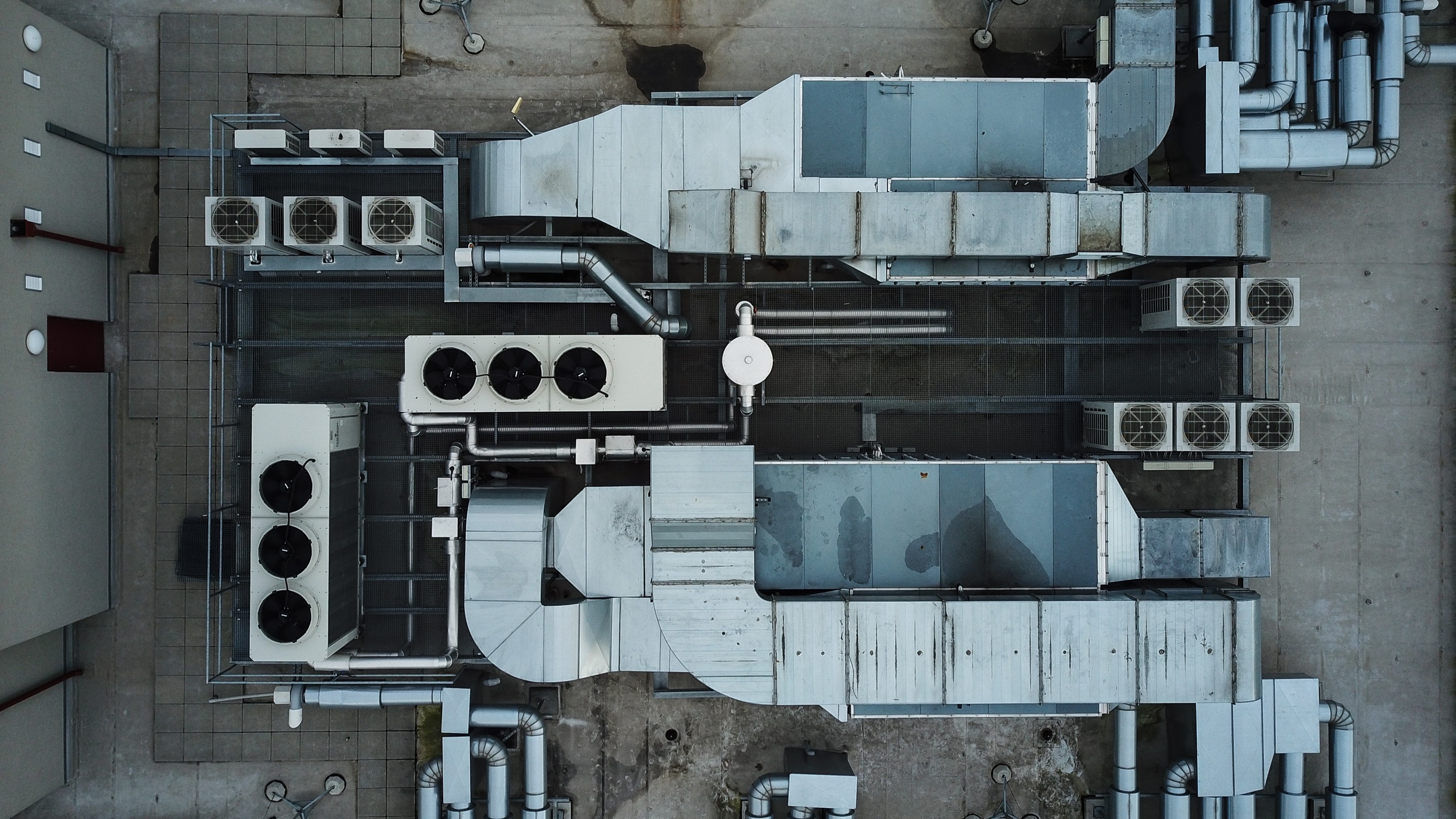 The W30 Smart EC motor is designed to move air simply and efficiently