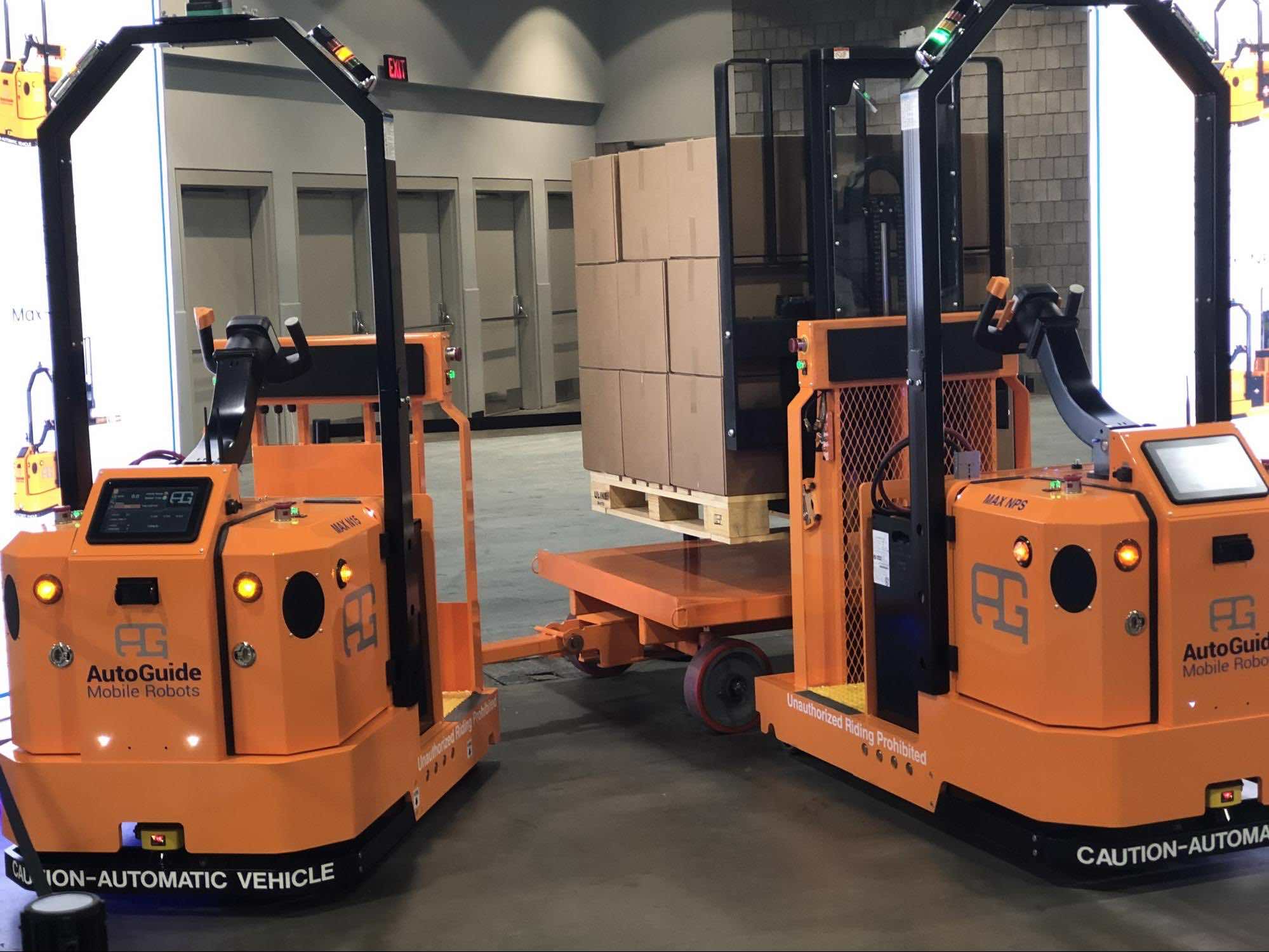 mobile robot tugger from auto guide