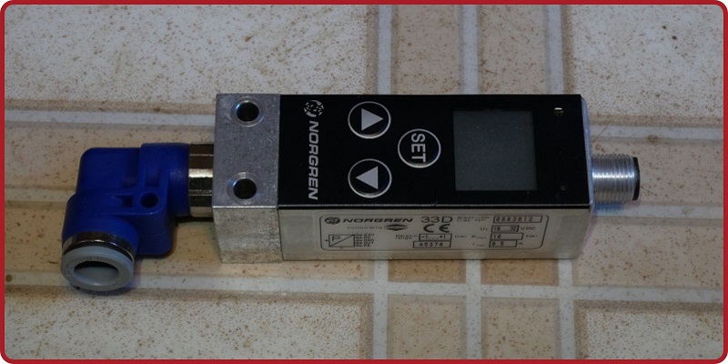 Digital pressure sensor