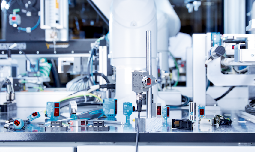 SICK’s W10 photoelectric proximity sensor is simple to install and use, and adaptable to a variety of applications