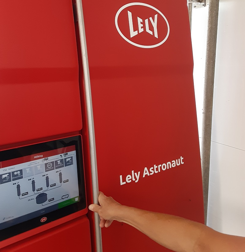 Lely control cabinent