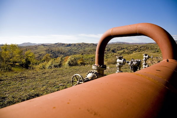 Above-ground oil pipelines utilize thermal relief valves to protect from overheating caused by the sun