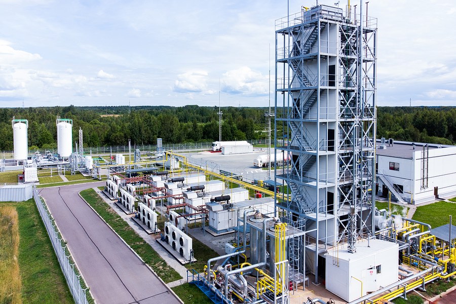 oil and gas refinery 