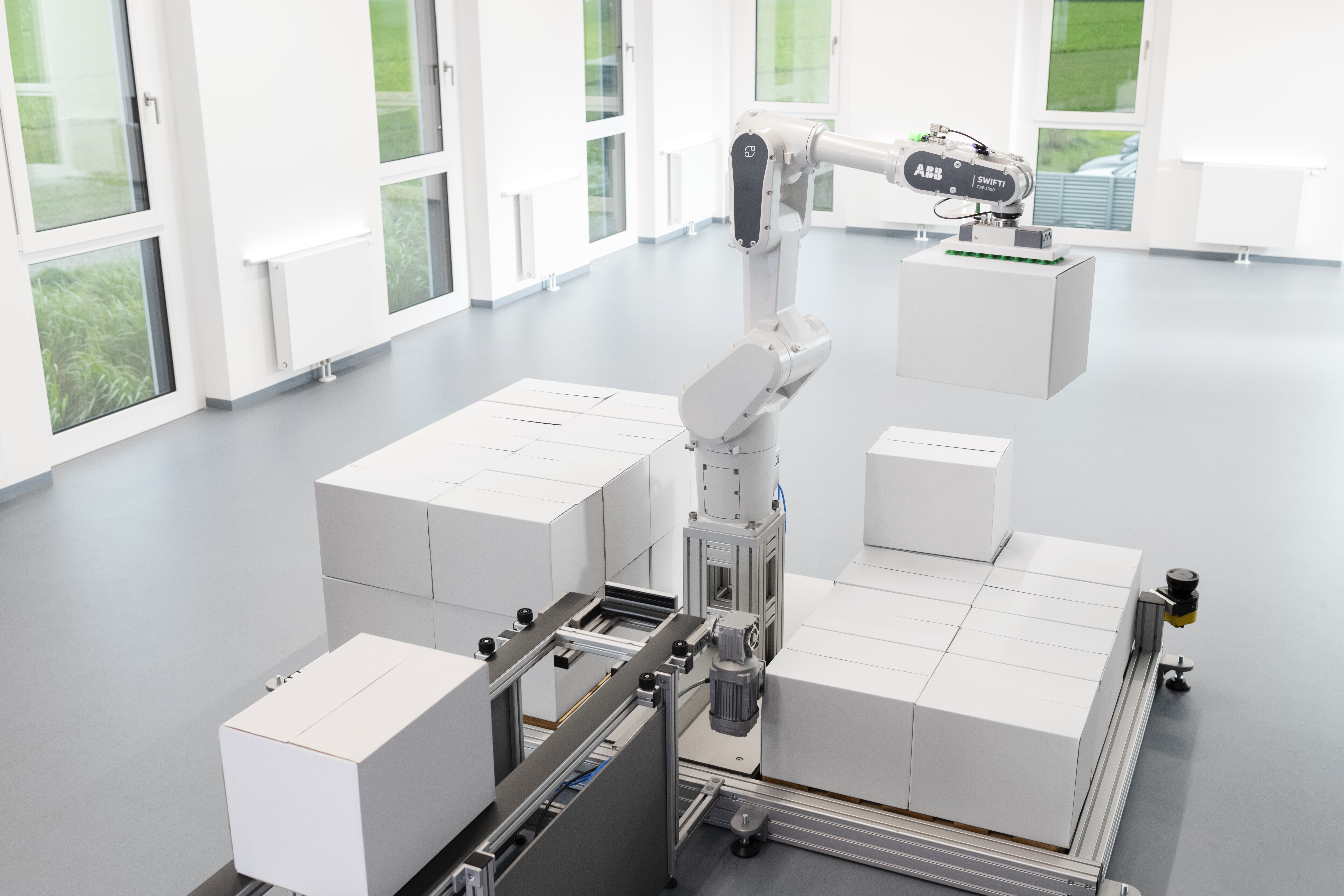 ABB SWIFTI industrial collaborative robot