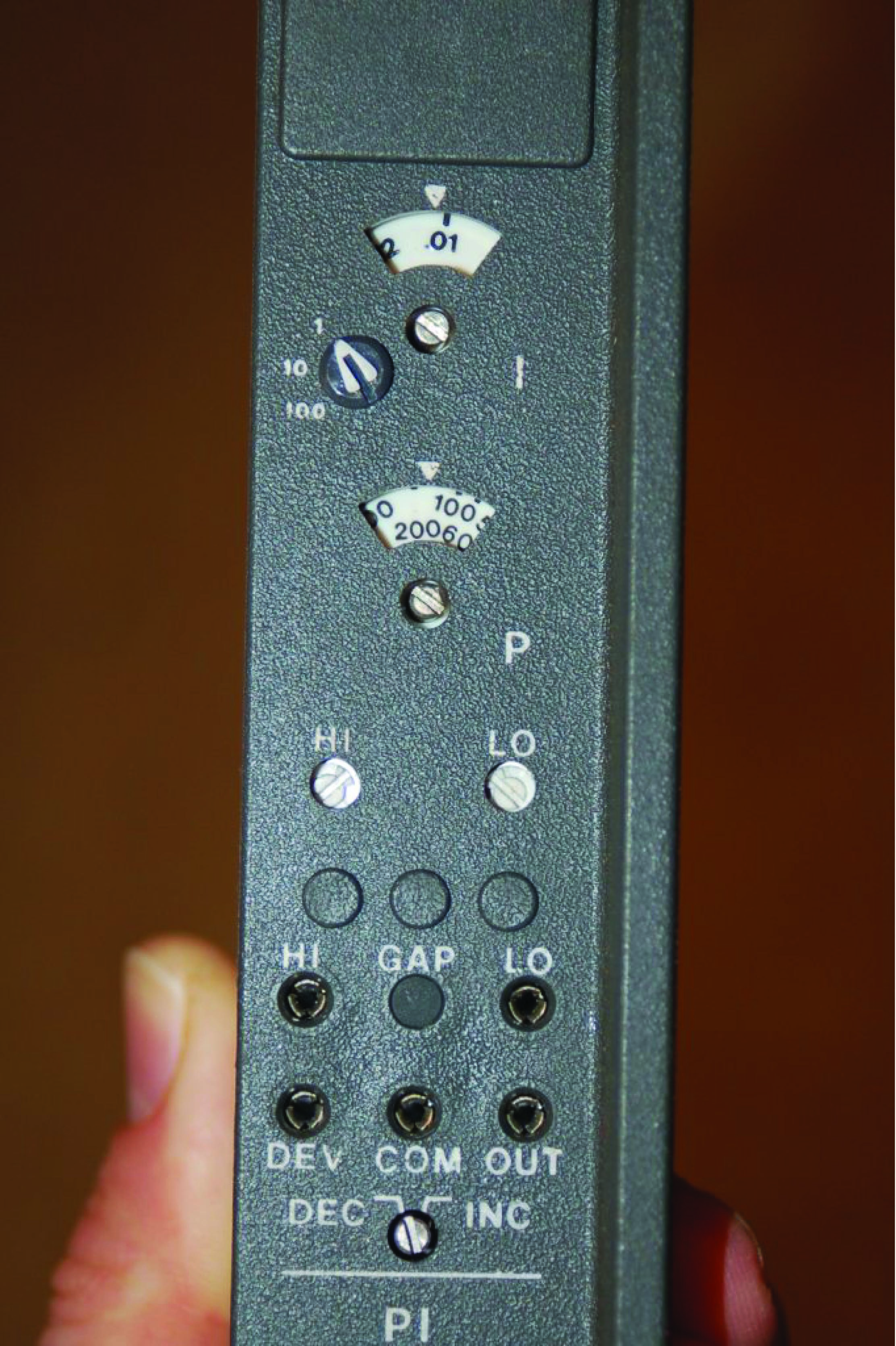 model 2AX+A4 proportional-integral (P+I) controller card for a SPEC 200 system