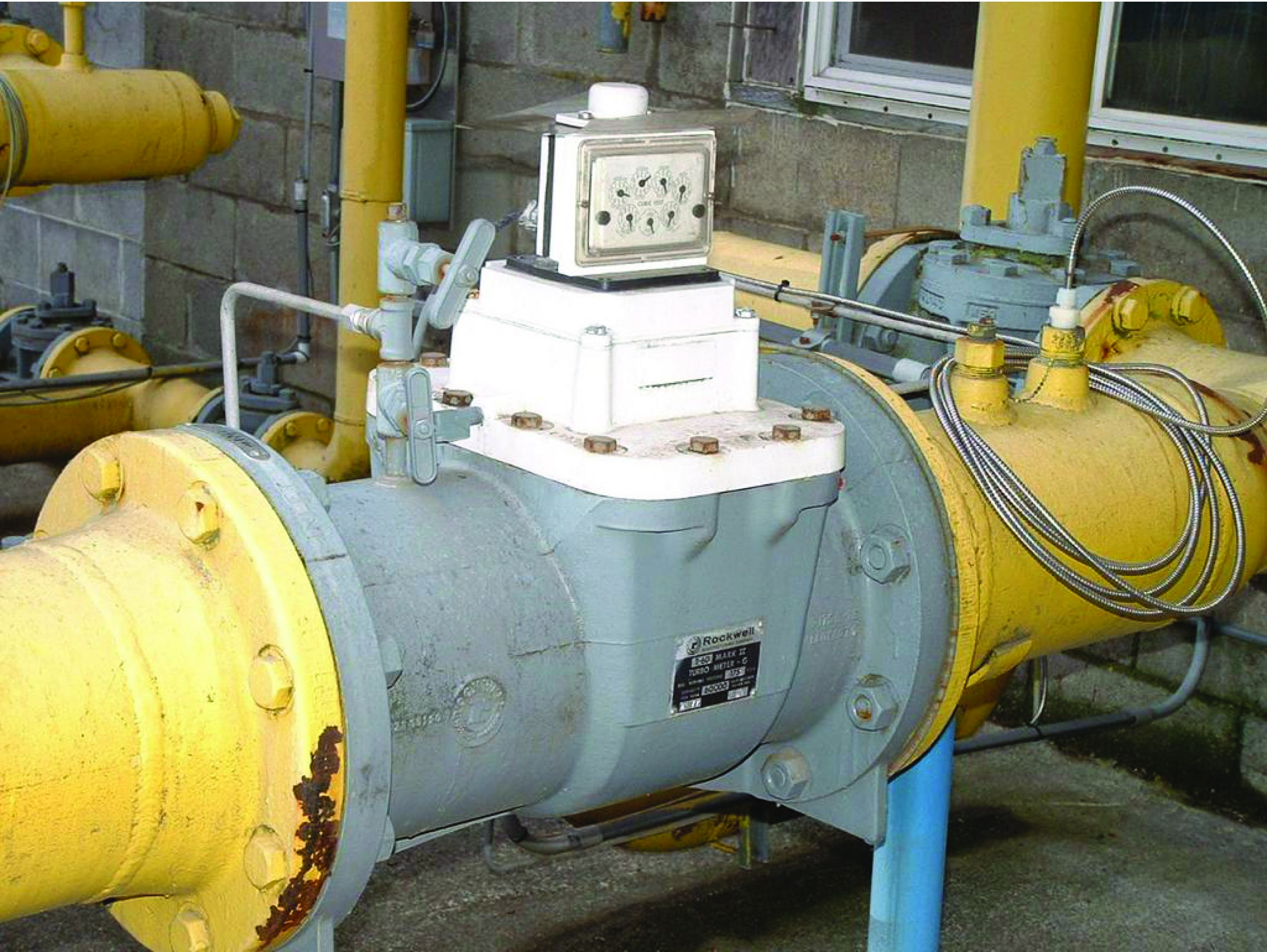 compensated turbine flowmeter