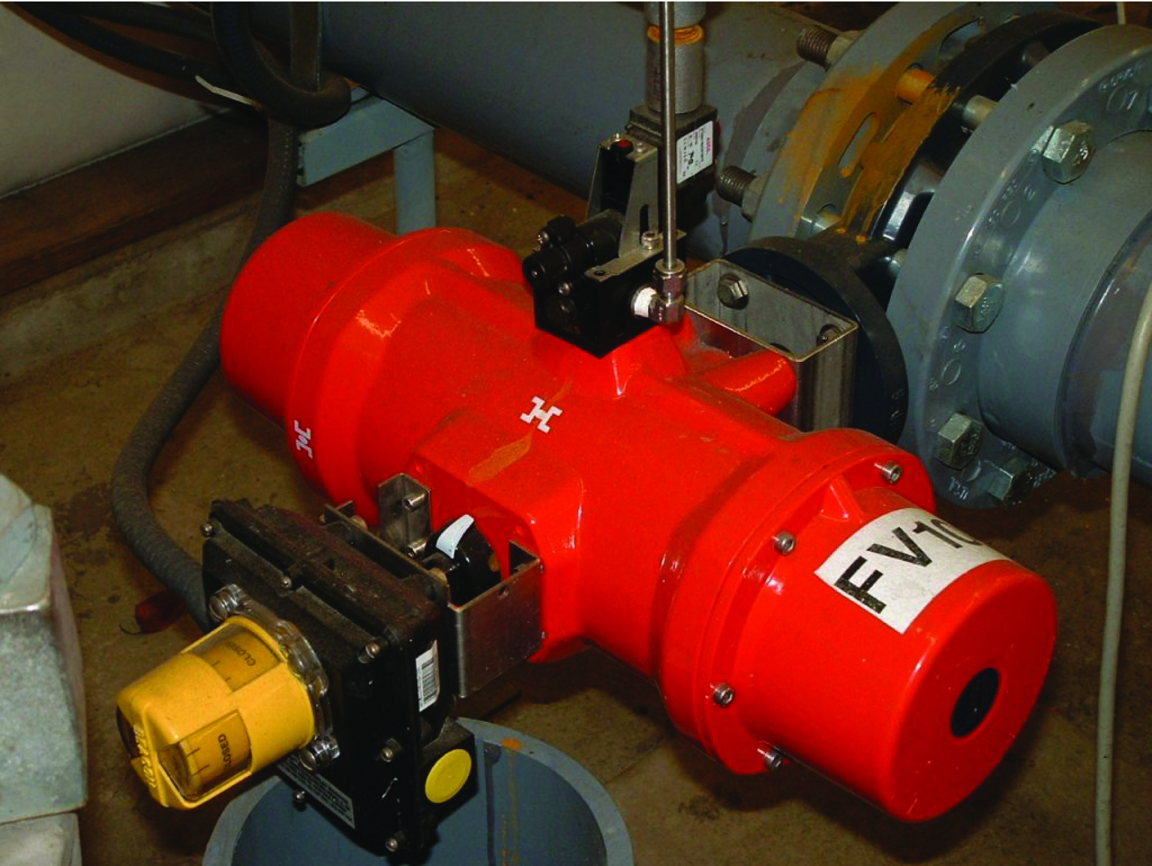 double-piston pneumatic actuator