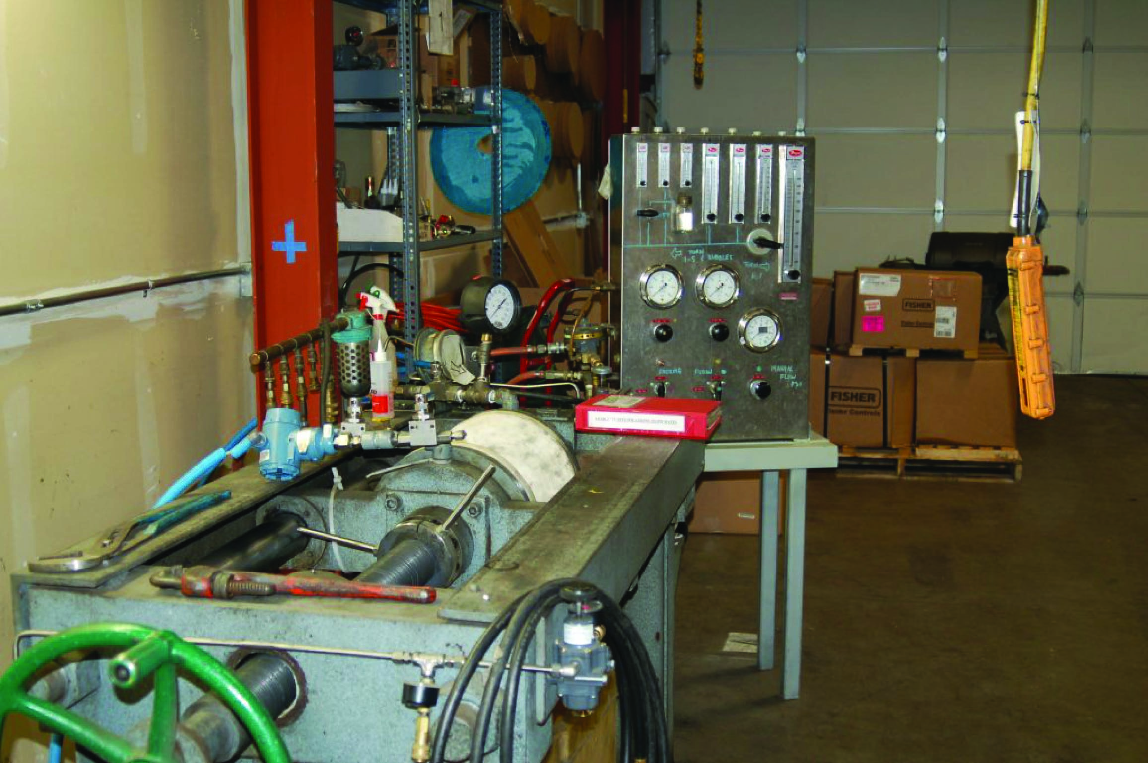 Special test fixtures used in control valve rebuild shops 