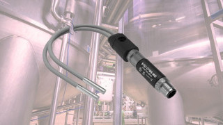 Temperature Monitoring in a Compact Sensor: Banner Has the Solution