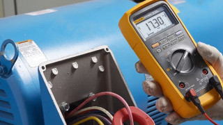 Info Byte: Difference Between Analog and Digital Multimeters