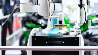 Using AWS Greengrass and SageMaker Tools to Detect Manufacturing Defects