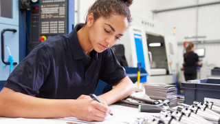 Women in Engineering: Organizations and Influential Figures