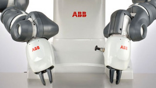 Common Applications of Force and Torque Sensors for Robotic Automation