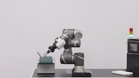 OMRON Creates a Camera Network for Its Cobots