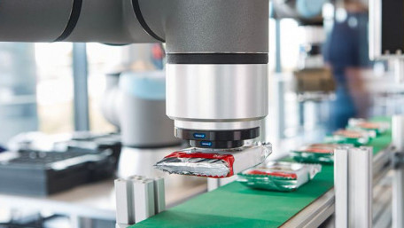 Schunk’s Nature Inspired Robot Gripper