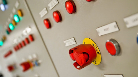 Understanding Differences Between Power and Ground Side Switching