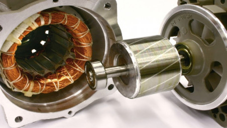 Comparing Single-Phase vs Three-Phase Motors